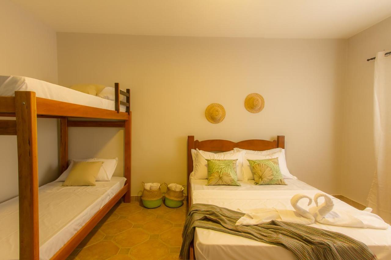 מטיניוס Costa Terral Hostel Beach Fun מראה חיצוני תמונה