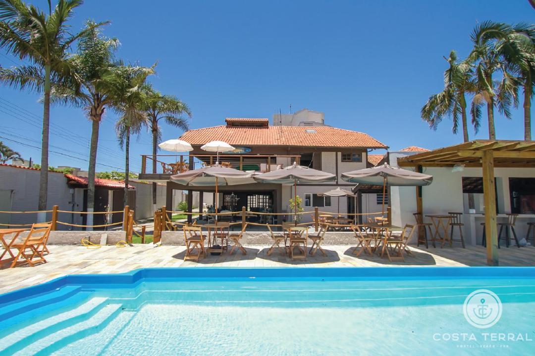 מטיניוס Costa Terral Hostel Beach Fun מראה חיצוני תמונה